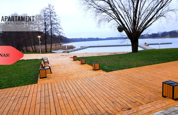 Niewielka działka w okolicy lasu i jeziora