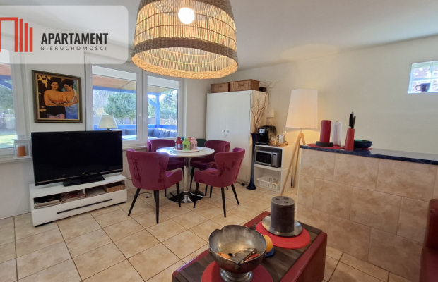 Tylko u nas. Urocza działka - wysoki standard.