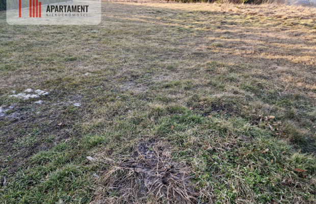 Działka budowlana niedaleko jeziora objęta MPZP