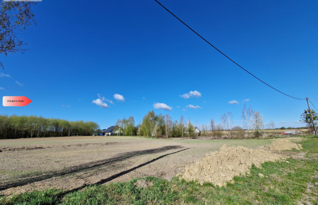 Działka w Zajezierzu 300 m od jeziora.