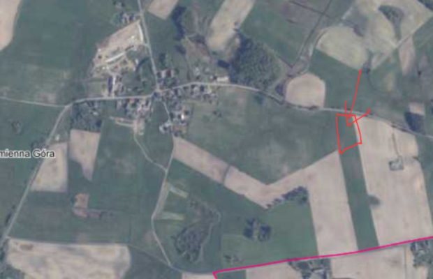 Działka w cichej i spokojnej okolicy