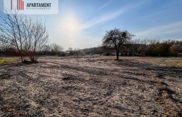 Działka w Grucznie 2166m² WZ, media w pobliżu