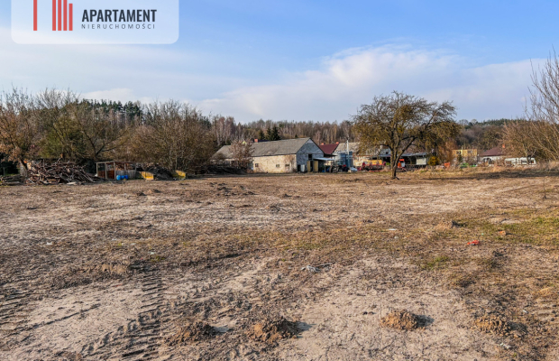 Działka w Grucznie 2166m² WZ, media w pobliżu