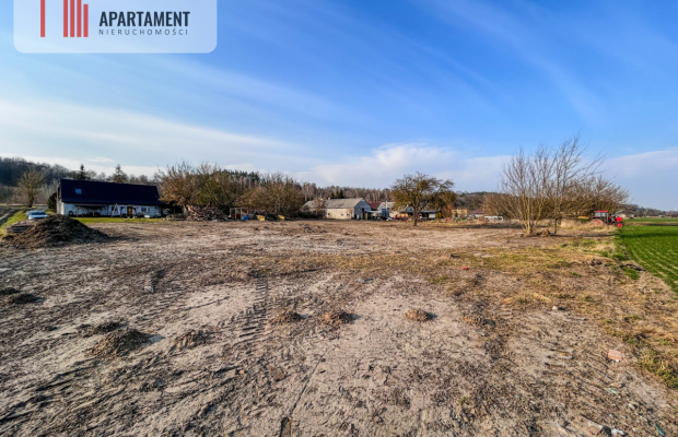 Działka w Grucznie 2166m² WZ, media w pobliżu