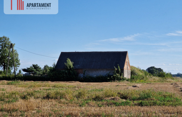 Atrakcyjna działka siedliskowa ze stawem