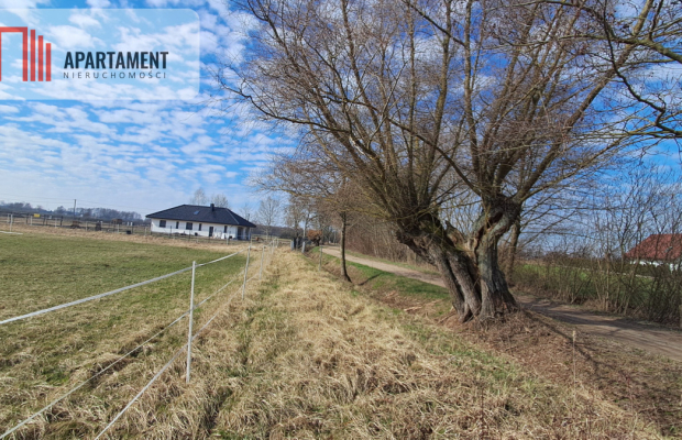 Działka budowlana 1317 m² w Międzylesiu – Media!!