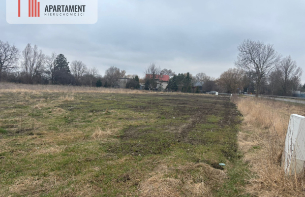 4 działki mieszkaniowo- usługowe