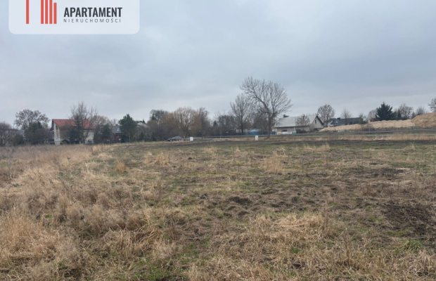 4 działki mieszkaniowo- usługowe