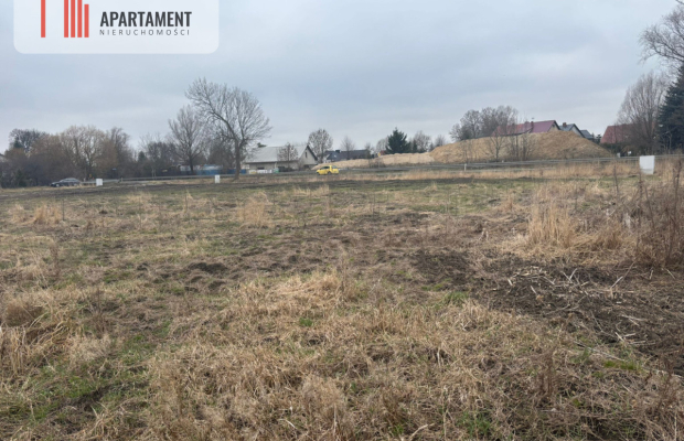 4 działki mieszkaniowo- usługowe