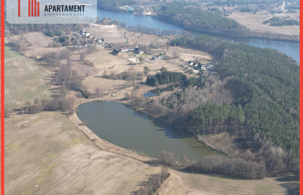 Działki wraz ze stawem