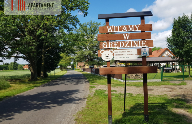 Działka siedliskowa  pod lasem (6 sztuk )