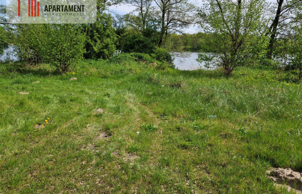Działki z linią brzegową jeziora bez sąsiedztwa