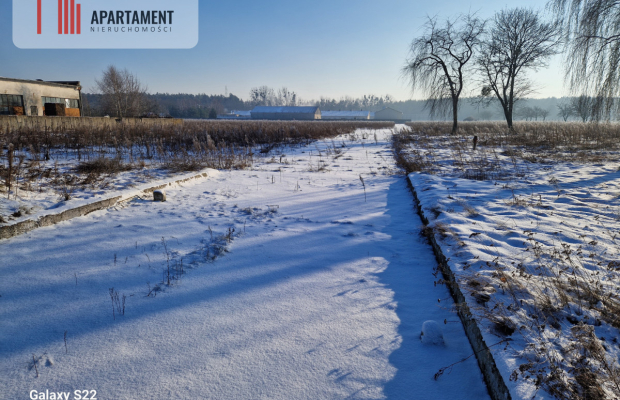 Zespół kilkunastu działek budowlanych