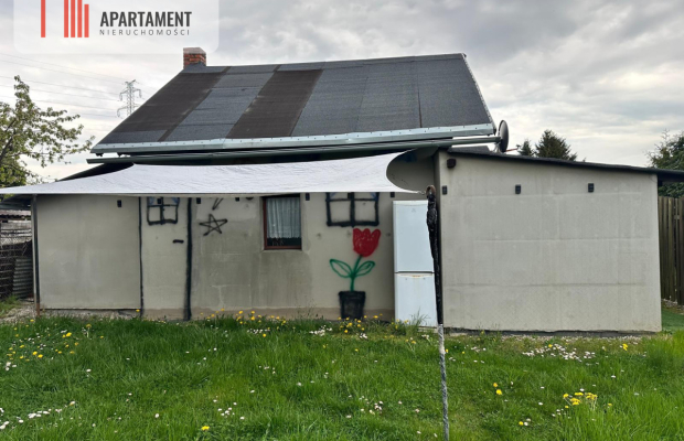 Działka ROD 300m² z Domkiem Letniskowym!