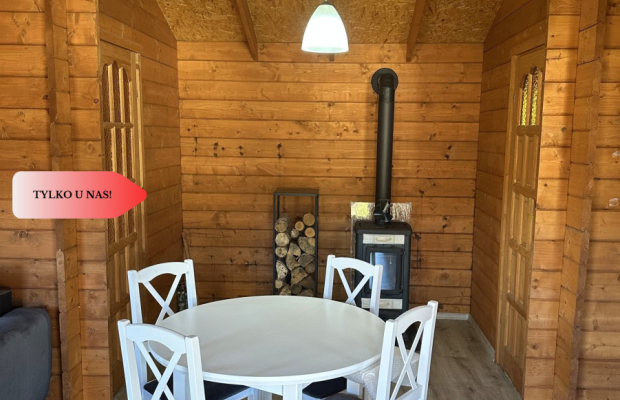 Działka rekreacyjna z domkiem letniskowym.