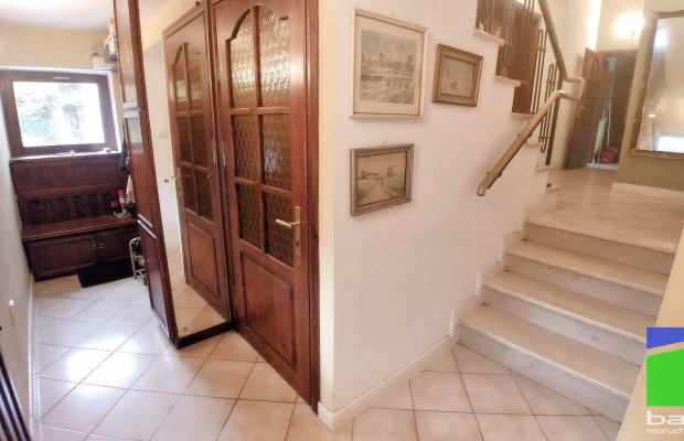 Julianów - 2 domy (350 m2 i 300 m2)