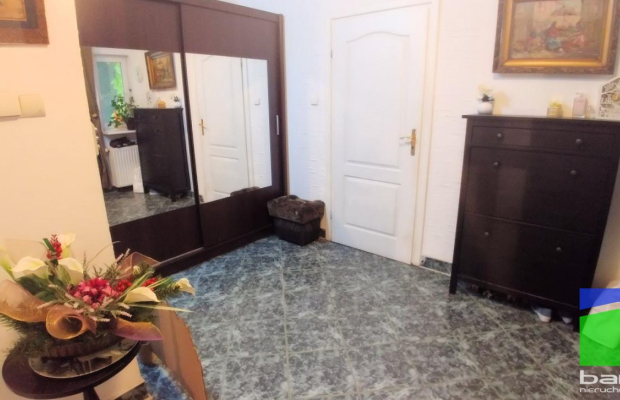 Julianów - 2 domy (350 m2 i 300 m2)