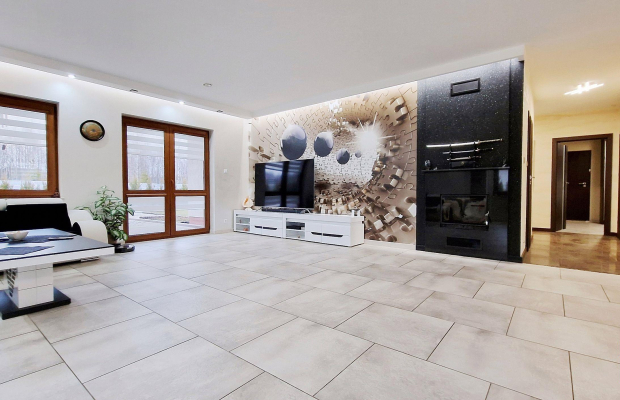 Nowosolna - dom jednorodzinny 178 m2 4 pok. garaż