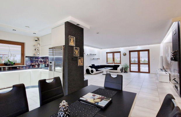 Nowosolna - dom jednorodzinny 178 m2 4 pok. garaż