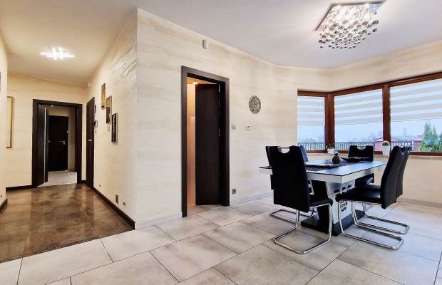 Nowosolna - dom jednorodzinny 178 m2 4 pok. garaż