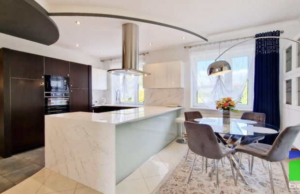 Wiączyń Dolny - dom 468 m2 na działce 4800 m2