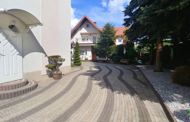 Górna - dom 242 m2 z zakładem produkcyjnym 260 m2