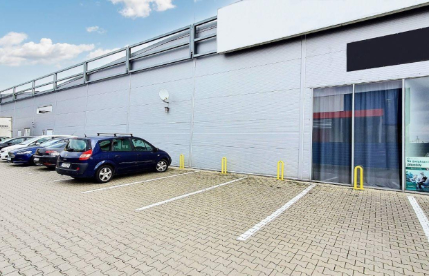 Turek - pawilon handlowy 4000 m2 na sprzedaż