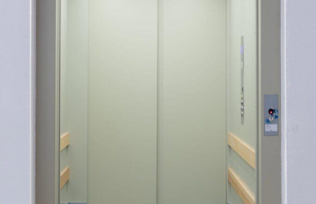 Teofilów - pow. magazynowo - biurowa 512 m2