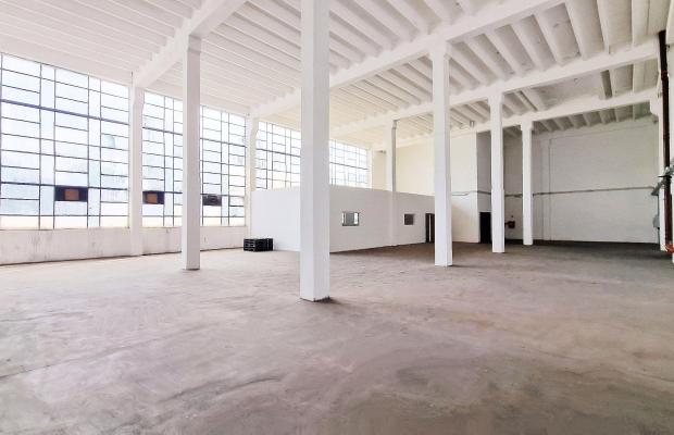 Teofilów - pow. magazynowo - biurowa 512 m2