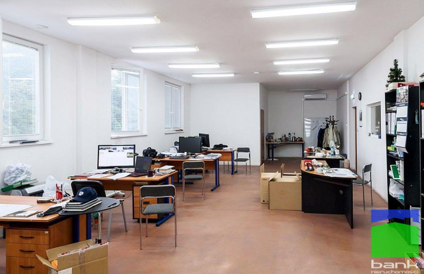 Teofilów - pow. magazynowo - biurowa 512 m2