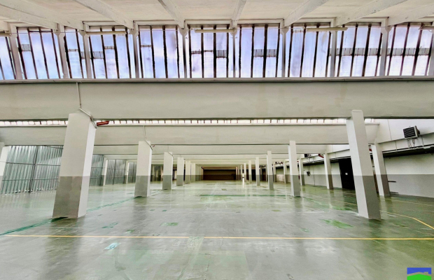 Górna - hala na parterze 3080 m2 ul. Senatorska