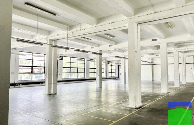 Górna - hala na parterze 3080 m2 ul. Senatorska