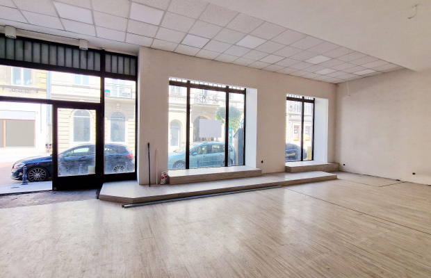 Centrum - do wynajęcia lokal 150 m2 ul. Jaracza