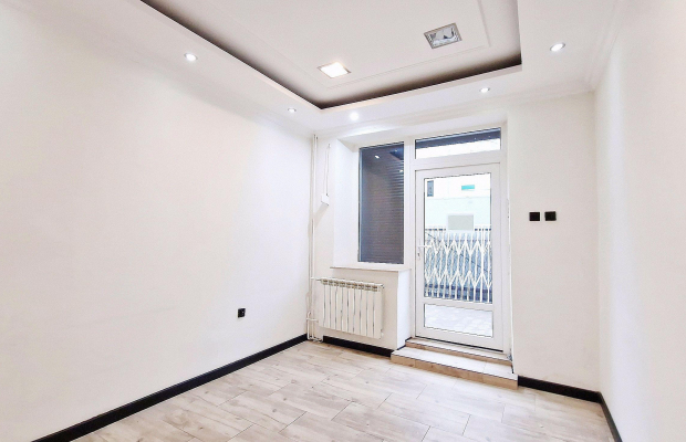 Górna / Dąbrowa - lokal na parterze 20m2