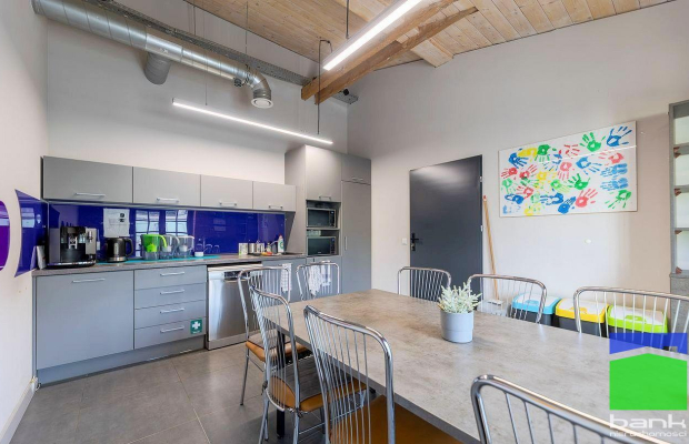 Górna - lokal biurowy o pow. 128 m2 ul. Skrzywana