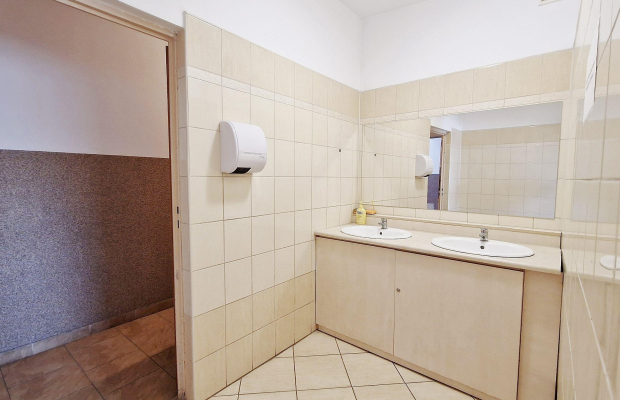 Widzew - lokal o pow. 110 m2 al. Piłsudskiego WIMA