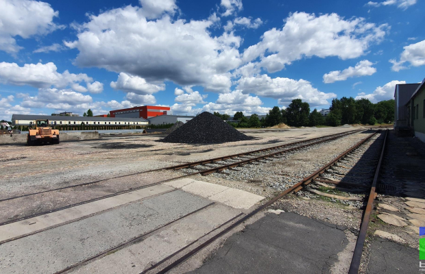 Teren 3,93 ha z bocznicą kolejową woj. łódzkie