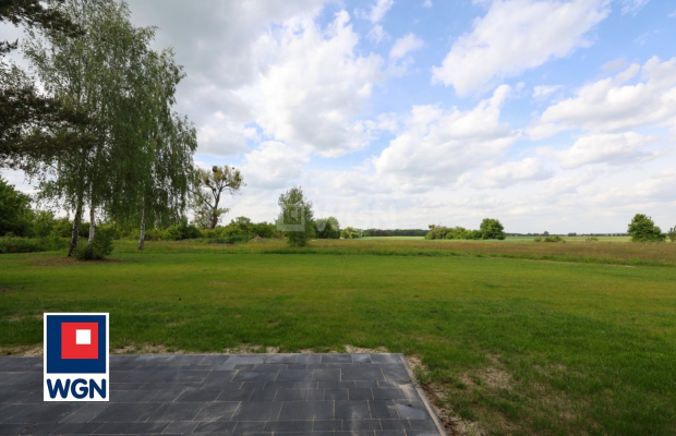 Niegosławice, dom 125 m2, działka 22 ar, sprzedam, cena 850000 zł.

Na sprzedaż nowy dom w stanie deweloperskim, posadowiony w 
