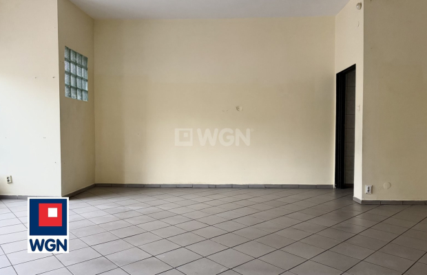 Głogów, wynajmę lokal, 80m2, 2800zł.  
  
Oferujemy Państwu lokal na wynajem w Głogowie, przy ulicy Obrońców Pokoju o powierzch