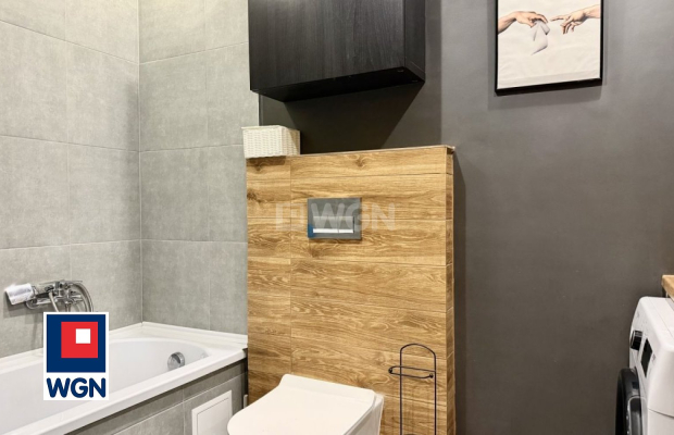 Polkowice, sprzedam dom, 890 000zł  
  
Na sprzedaż nieruchomość o powierzchni całkowitej 110m2 w Polkowicach, położona na osie