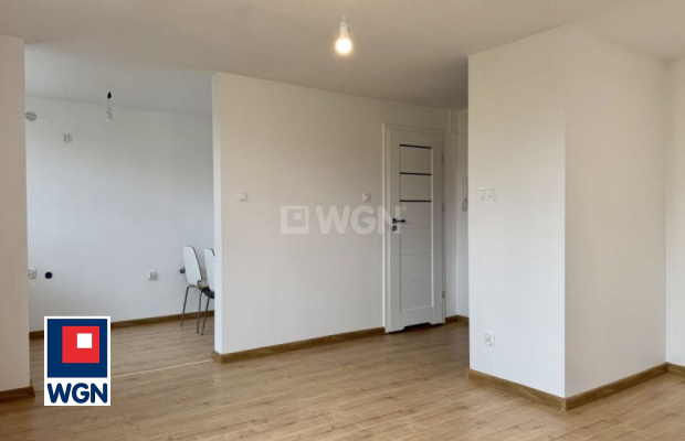 Sprzedam, Głogów, mieszkanie 28m2, 215 000zł 
 
Oferujemy na sprzedaż kawalerkę w Głogowie przy ulicy Przemysłowej. 
 
Nierucho