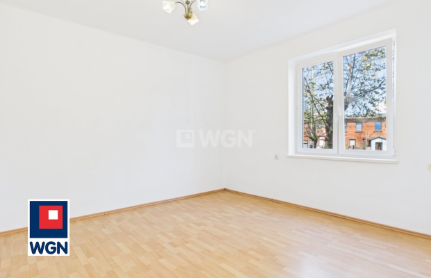 Nowa Sól, mieszkanie, kawalerka, 32 m2, sprzedam, 180 000 zł  
  
Na sprzedaż jasne i ustawne mieszkanie o powierzchni 32 m2, p