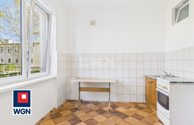 Nowa Sól, mieszkanie, kawalerka, 32 m2, sprzedam, 180 000 zł  
  
Na sprzedaż jasne i ustawne mieszkanie o powierzchni 32 m2, p