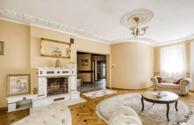 Rom w Radości działka 1880m2
