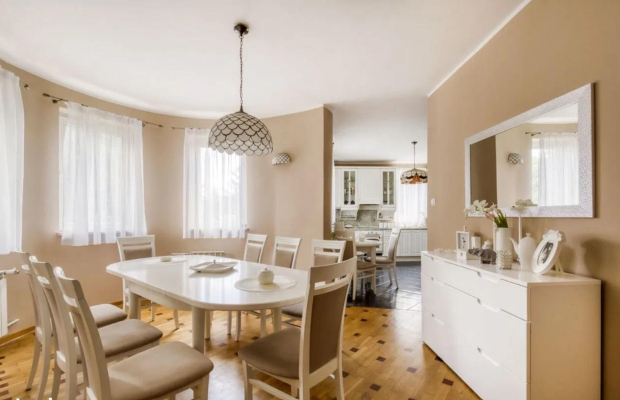 Rom w Radości działka 1880m2