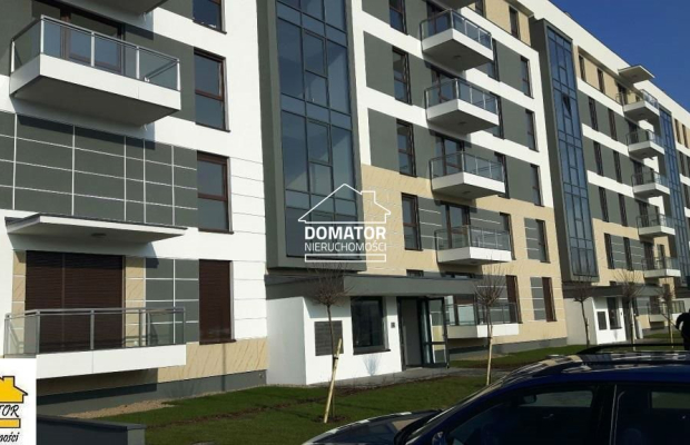 Nowe, komfortowe 2-pokojowe mieszkanie w bloku z 2015 r. osiedle Leśne Platynowy Park    
 Lokal położony  na 3 piętrze w  blok