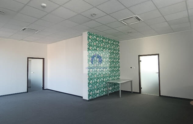 Ursus: lokal biurowy 81,15m2 do wynajęcia
