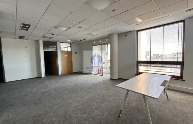 Śródmieście: lokal biurowy 586,43m2 do wynajęcia