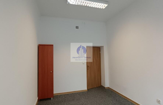 Śródmieście: lokal biurowy 15,40m2 do wynajęcia
