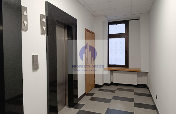 Śródmieście: lokal biurowy 18m2 do wynajęcia